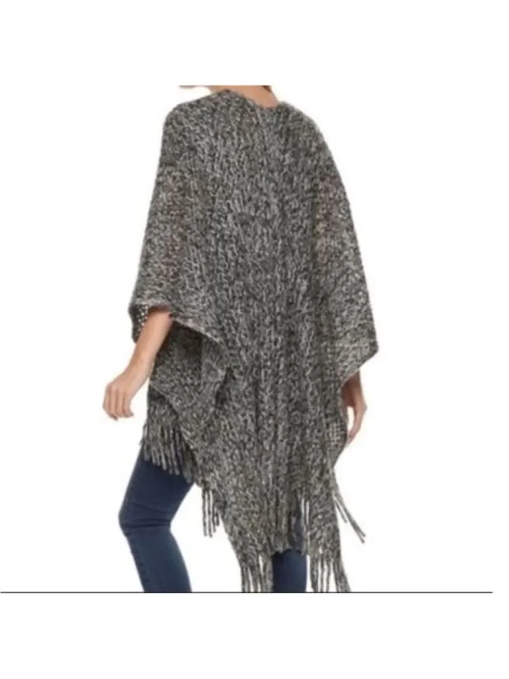 Apt 9 open knit ruana Woman’s OSFM gray black & white with fringe detail